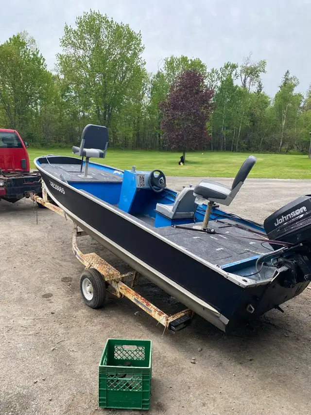 Prince craft fishing boat - Photo 2