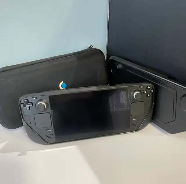 STEAM DECK 2TB W/CASE&CHARGER