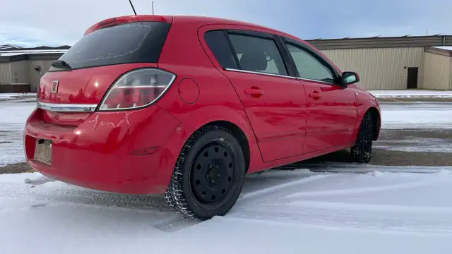 2008 Saturn Astra - Manual Transmission - Photo 4