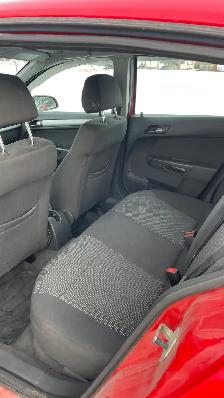 2008 Saturn Astra - Manual Transmission - Photo 6