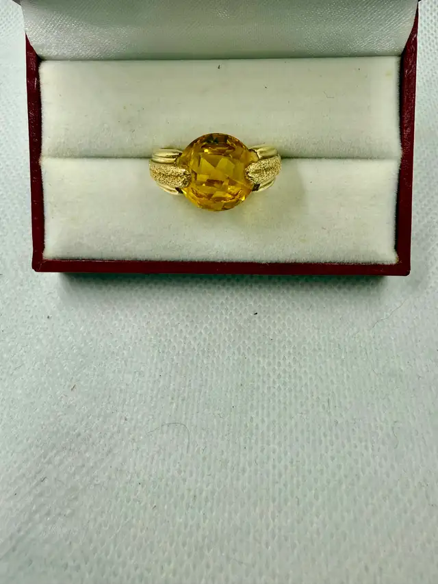 Women's 14K Gold Ring with Large Yellow Topaz~Size 8