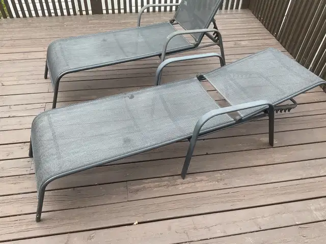 PATIO LOUNGE CHAIRS - Photo 2