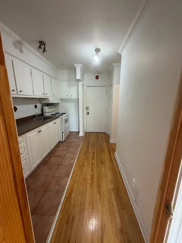 COZY 2½ APARTMENT FOR RENT – PRIME MONTREAL LOCATION - Photo 6