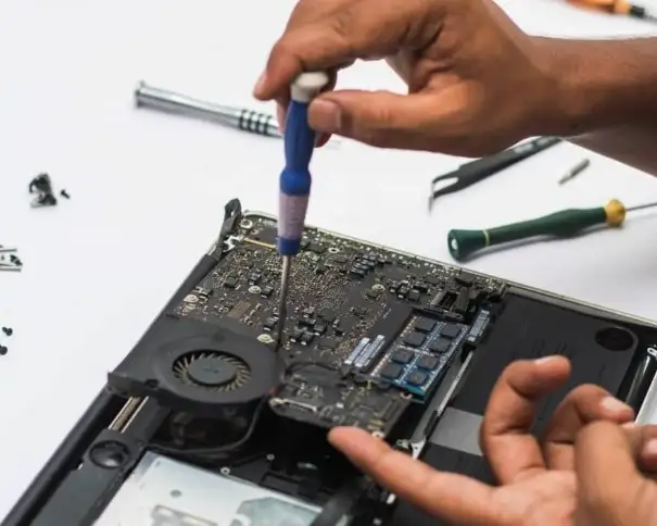 We fix all kinds of Laptops, ipads, tablets and phones! - Photo 4