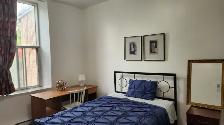 Chambre meublee bain prive-$760-Berri-Uqam-Room w private bath - Photo 3