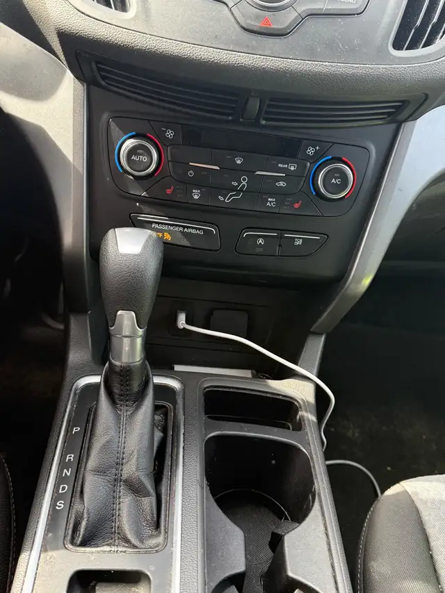 2017 Ford Escape - Photo 4