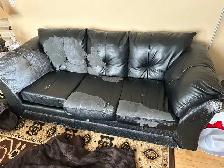 free couches - Photo 3