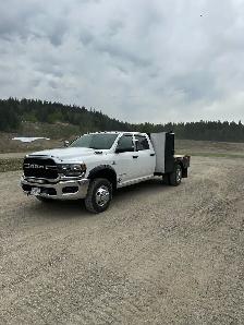 2019 Dodge truck