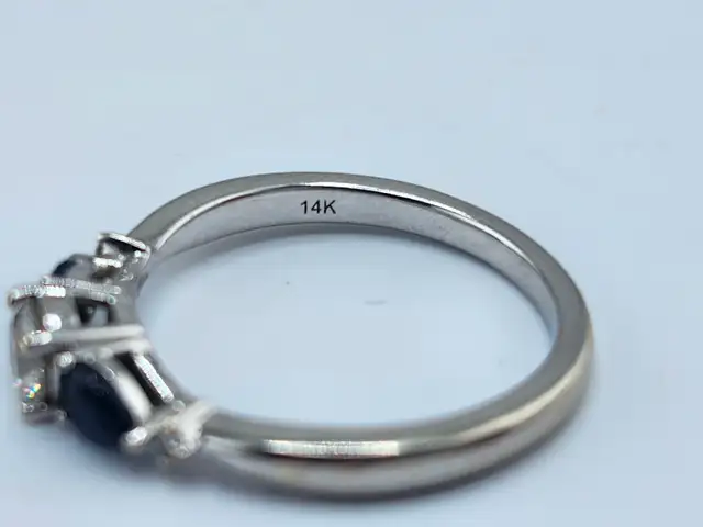 14 Kt. White Gold Cast 3-Stone Engagement Ring - 0.40 ct.(#7514) - Photo 7