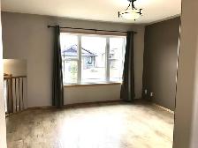 3 Bed / 2 Bath Main Floor Suite - Double Car Heated Garage - Photo 2