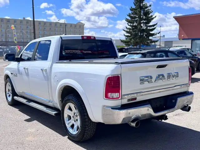 2016 RAM 1500 LIMITED CREW CAB – 3.0L ECO DIESEL – ACCIDENT FREE - Photo 7