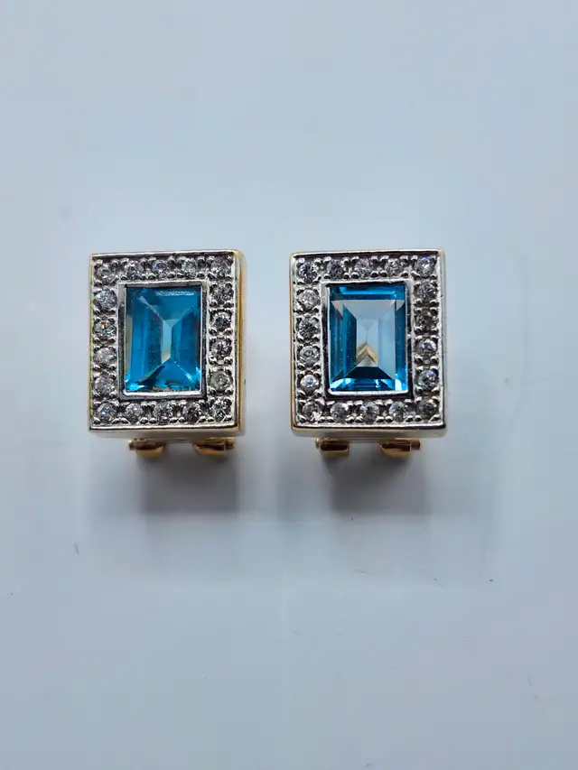 10 Kt. Yellow Gold Earrings w/ Natural Blue Topazes (#7515)