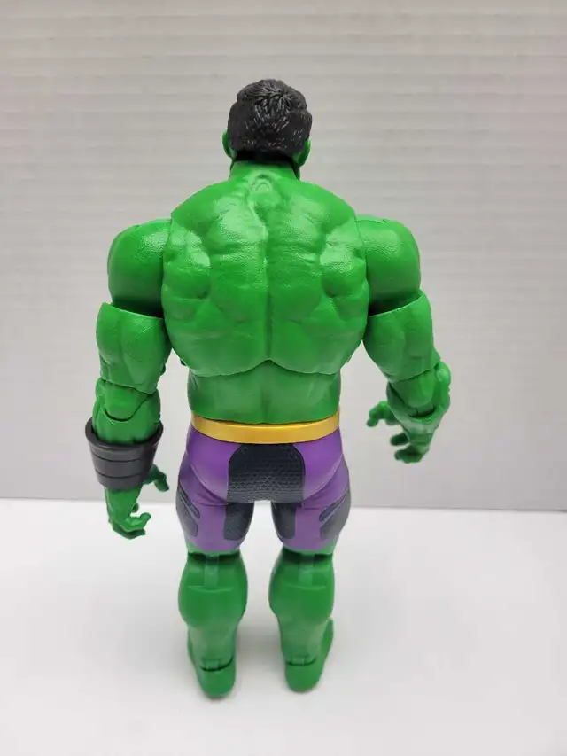 Marvel Legends 'BAF' Totally Awesome Hulk - Photo 2