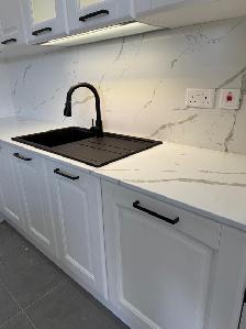 White Countertop With Grey Veins 437-522-8447