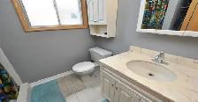 Room - Upstairs - FEMALE only - Mohawk - St-Jo Hosp - NOW - Photo 6