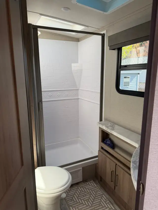 ✨ TURN KEY — 2021 Grand Design Imagine 2800BH ✨Asking $39,900 - Photo 7