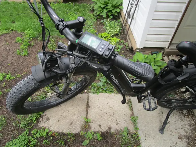 Practically New 26x4 Fat tire E-bike - must sell