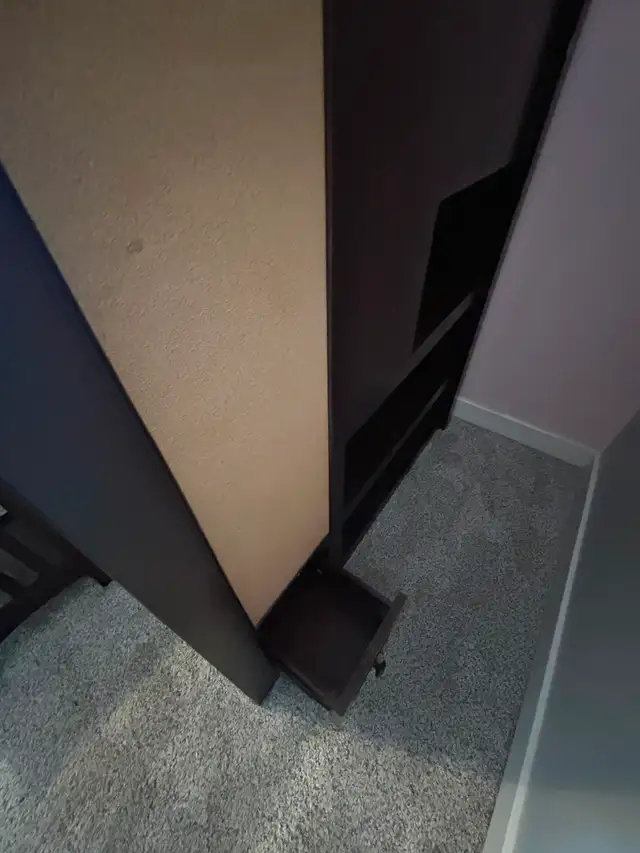 Bunk Bed - twin over full - Photo 6