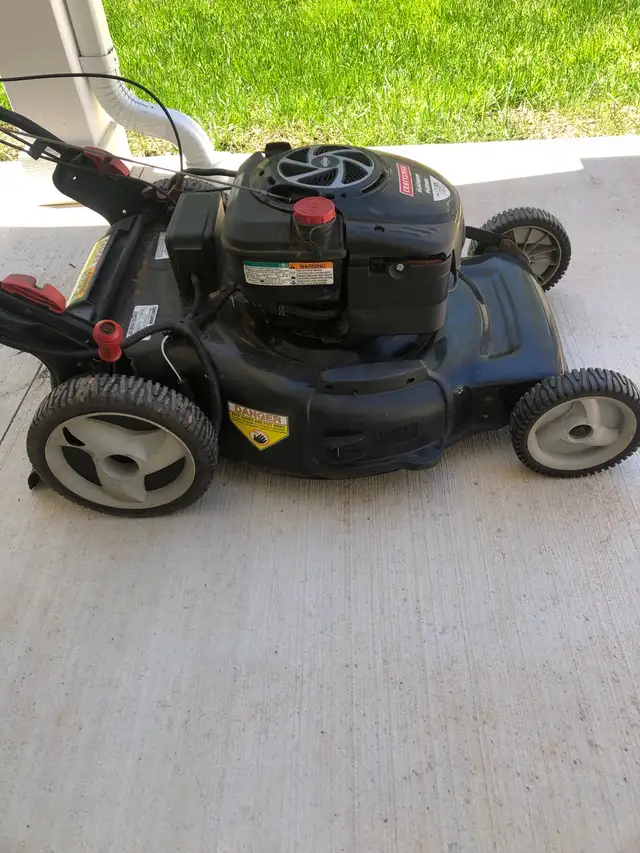 Self propelled lawnmower - Photo 4