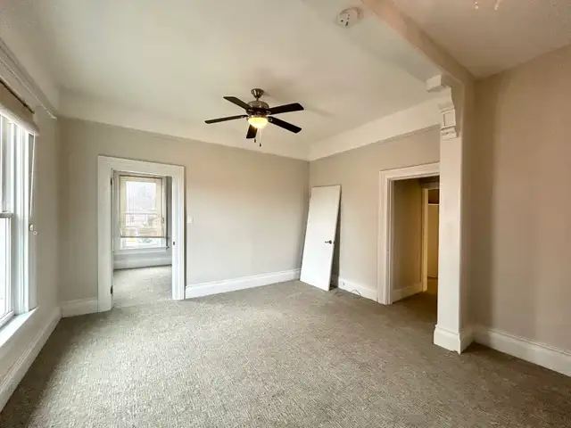 CENTRAL LOCATION 1 Bedroom   Office Downtown! - Photo 6