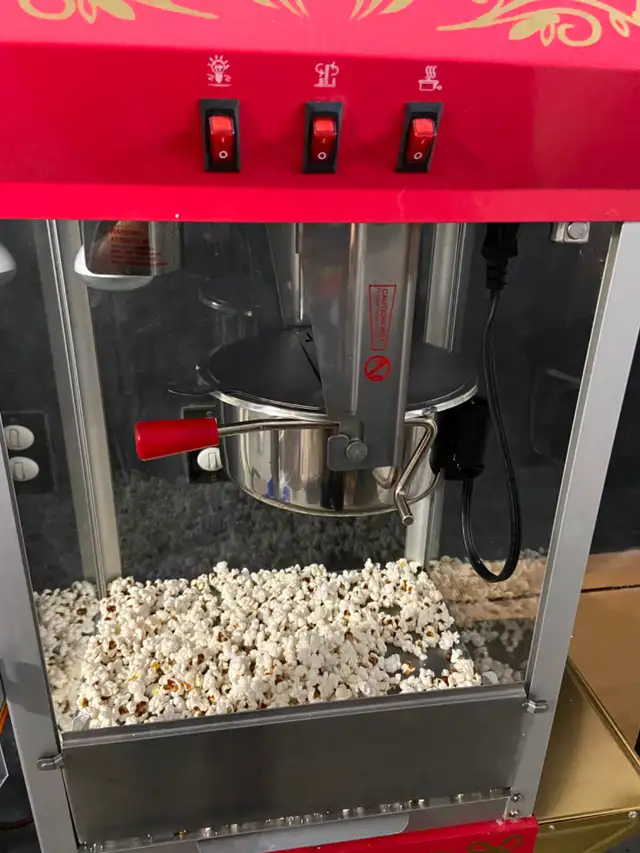 Sell my popcorn machine - Photo 2