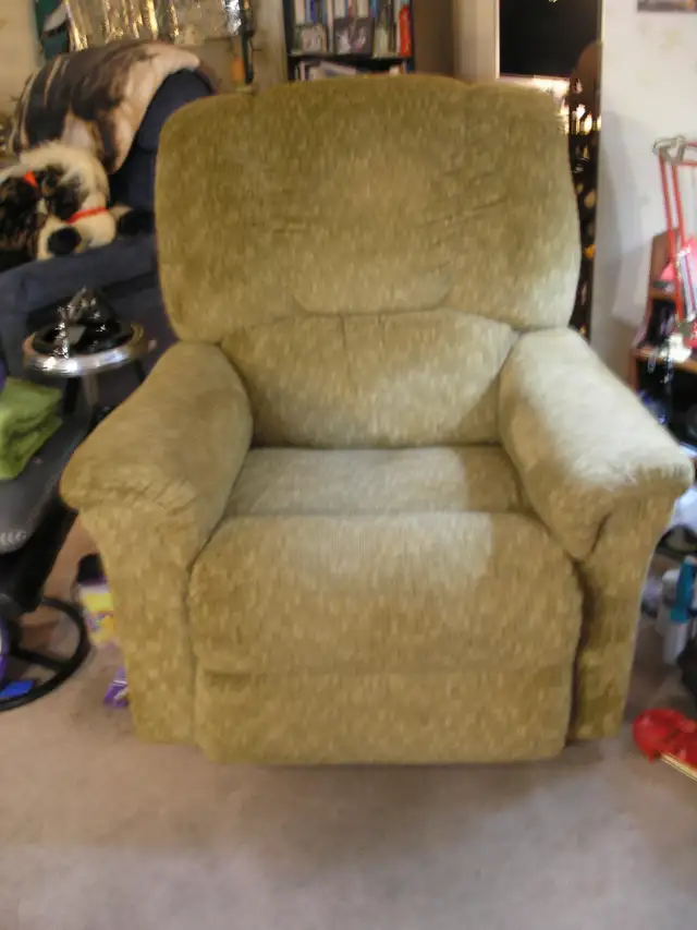 La-Z-boy Rocker Recliner Chair