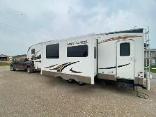 Copper Canyon 5th wheel Camper