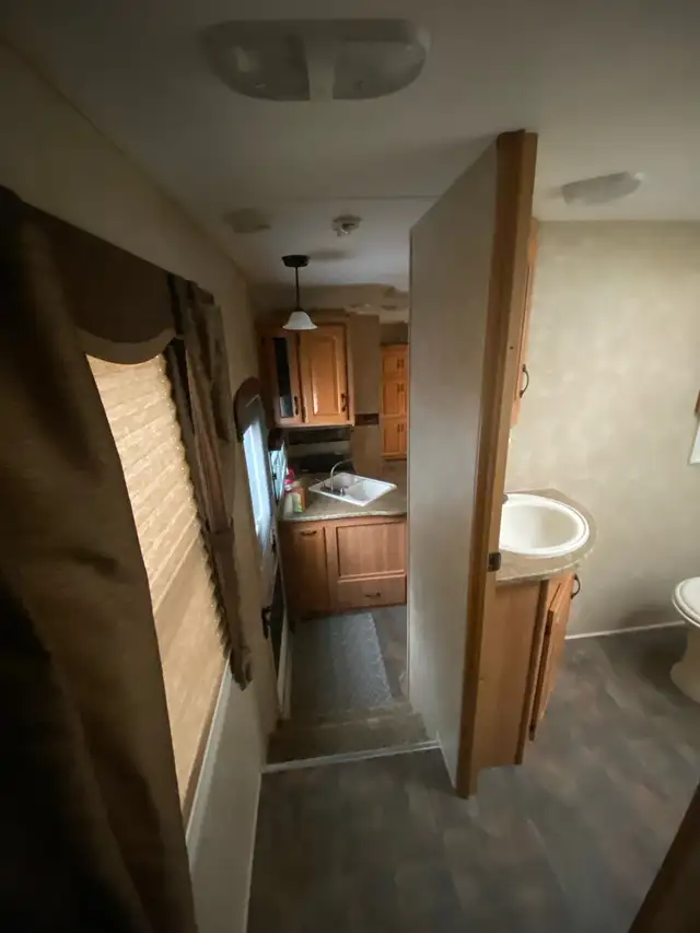 Copper Canyon 5th wheel Camper - Photo 9
