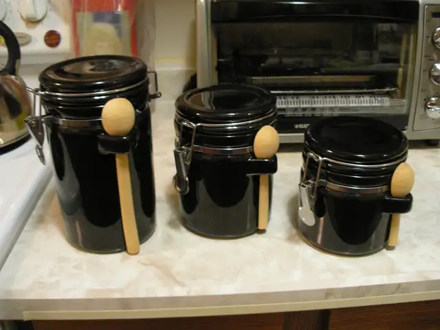 3-piece Canister Set - Photo 4