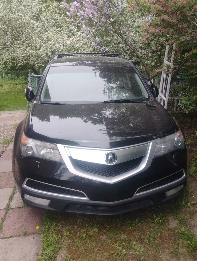 2013 Acura MDX AWD 4dr awesome condition