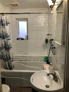 3 Bdrm House-Oakwood LRT/St. Clair W. & Cedarvale Subways - Photo 2