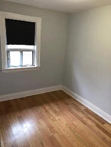 3 Bdrm House-Oakwood LRT/St. Clair W. & Cedarvale Subways - Photo 9