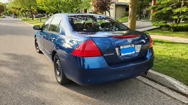 2007 Honda Accord - EX-L / Navigation / Leather Seats / Sun Roof