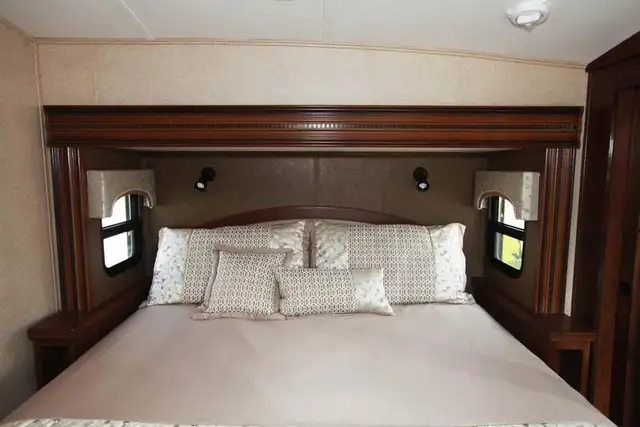 2016 Jayco Pinnacle 36KPTS - Photo 8
