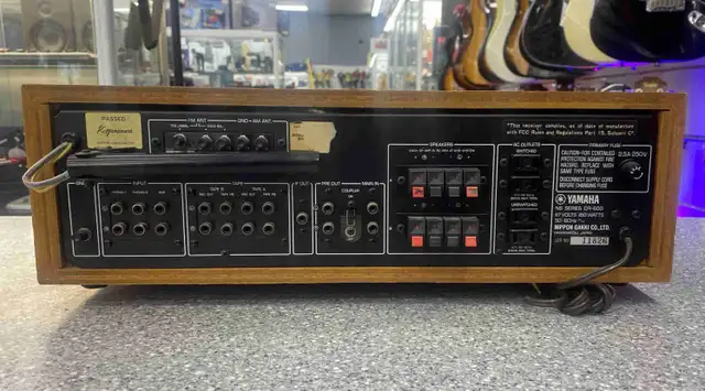 Yamaha CR-600 Stereo Reciever - Photo 2