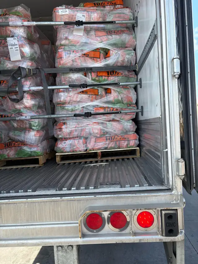 Hiring experienced AZ driver And OWNER OPERATORS - Photo 2