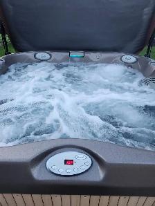JACCUZZI 335