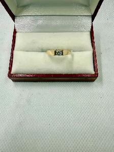 Women's 14K Gold Engagement Ring with Solitaire Diamond~Size 8