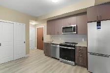 Modern 1-Bedroom Condo for Rent – Oakville, Ontario | $2,100/Mon - Photo 3