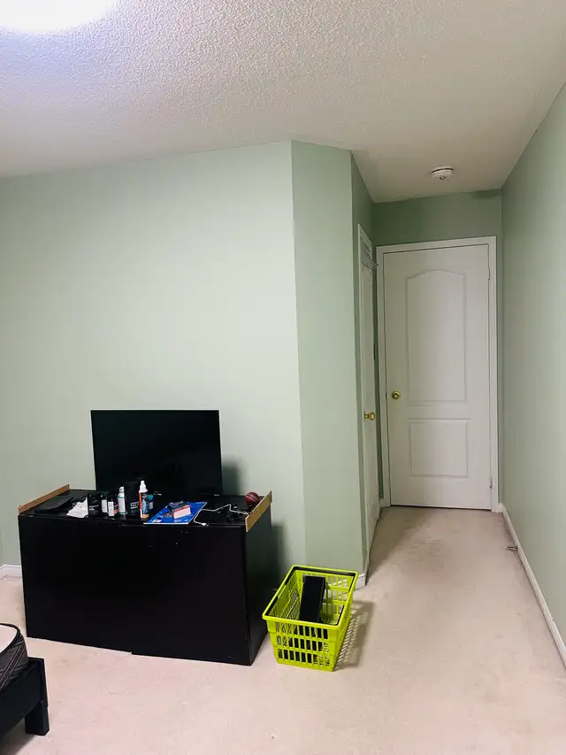 Room for rent - Photo 4