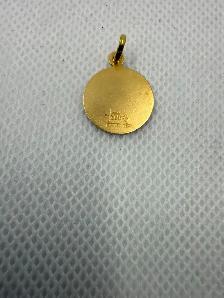 18K Gold Virgin Mary Pendant - Photo 2