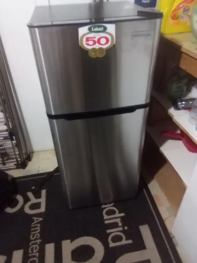 Petit frigidaire a vendre