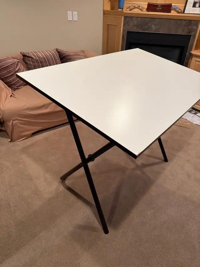 Drafting Table - Photo 3
