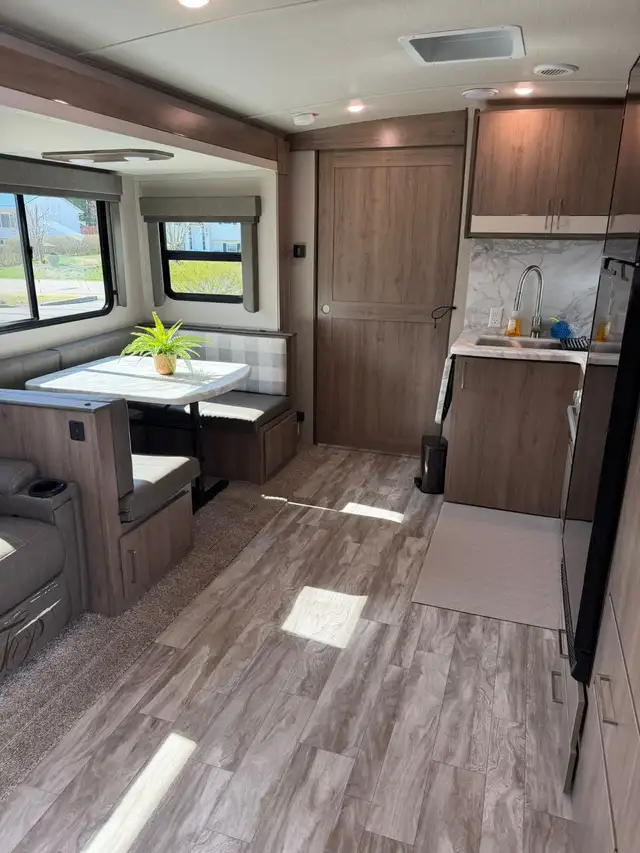 TURN-KEY PACKAGE: 2021 Grand Design Imagine 2800BH $39, 900 - Photo 3