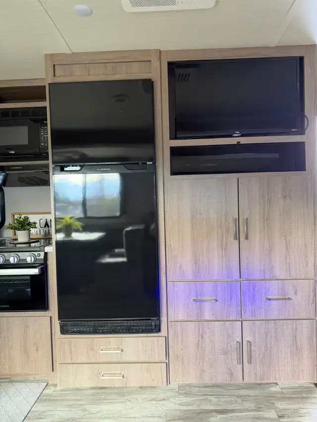 TURN-KEY PACKAGE: 2021 Grand Design Imagine 2800BH $39, 900 - Photo 6