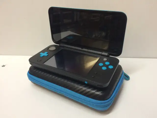 NINTENDO NEW 2DS XL IN BOX - Photo 3