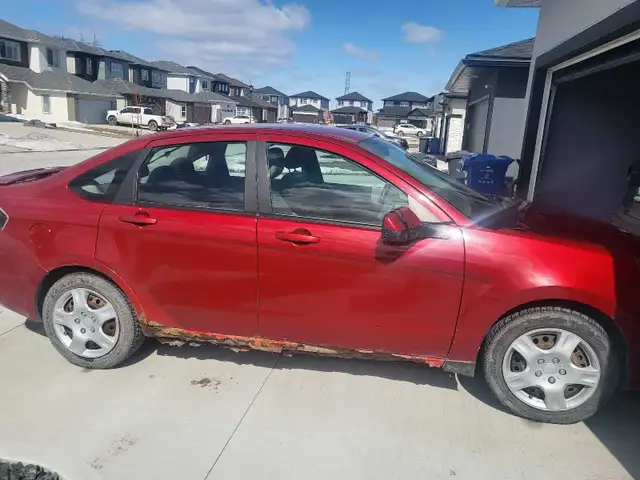 Ford Focus - Photo 3