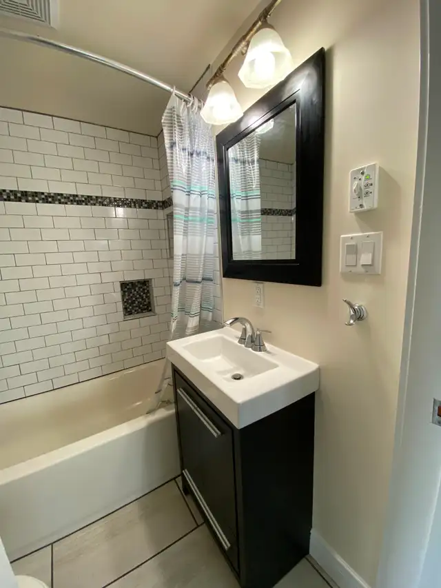Charlottetown 2-Bedroom apartment for rent on Univer. No Parking - Photo 7