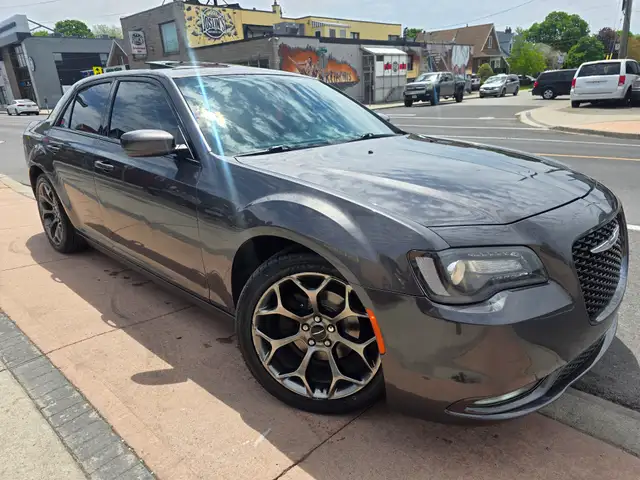 2016 Chrysler 300