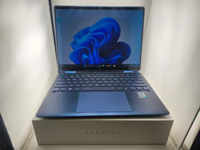 HP Spectre x360 13.5' OLED Touchscreen 2-in-1 Laptop (#42463)